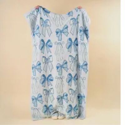 Cozy Dreams Luxe Blanket-Blushing Bows Blue